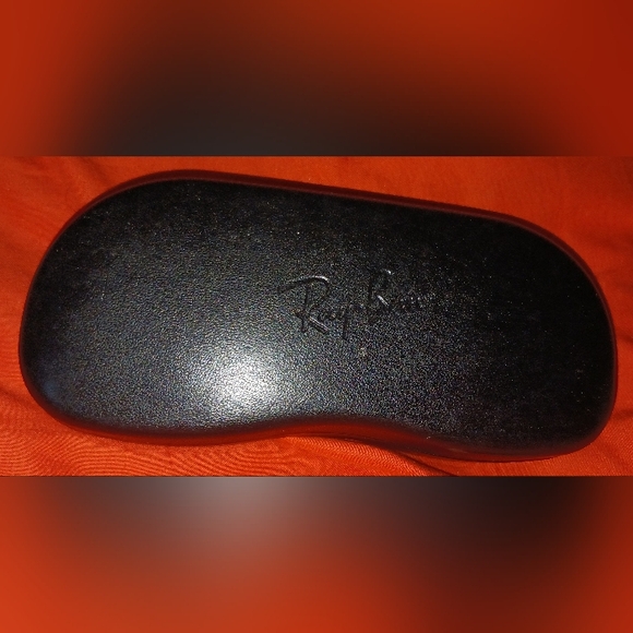 Designer sunglasses cases - Picture 5 of 14